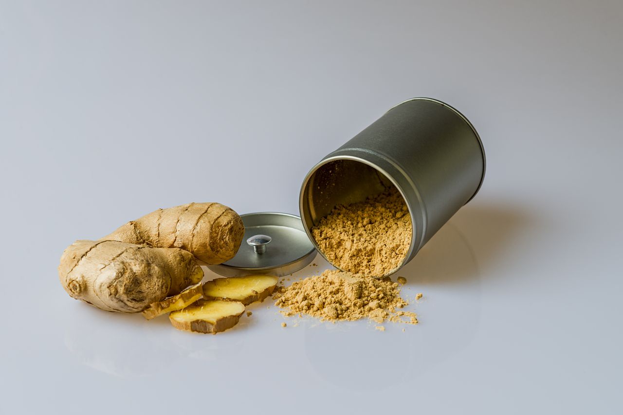 Gingembre frais et poudre de gingembre — bienfaits prouvés pour la santé
